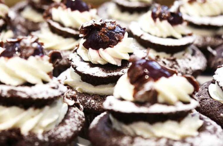Bulaccino Café – Black Forest Cupcakes