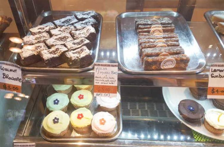 Bulaccino Cafe – Brownies & Muesli bars