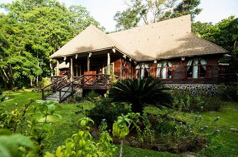 Royal Bure at Papageno Eco Resort - Kadavu Accommodations