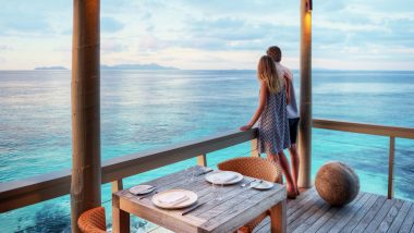 Rocks Bar Vomo Island Fidji